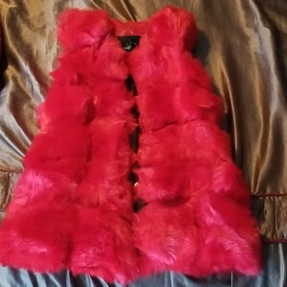 NWT Faux Fur Vest